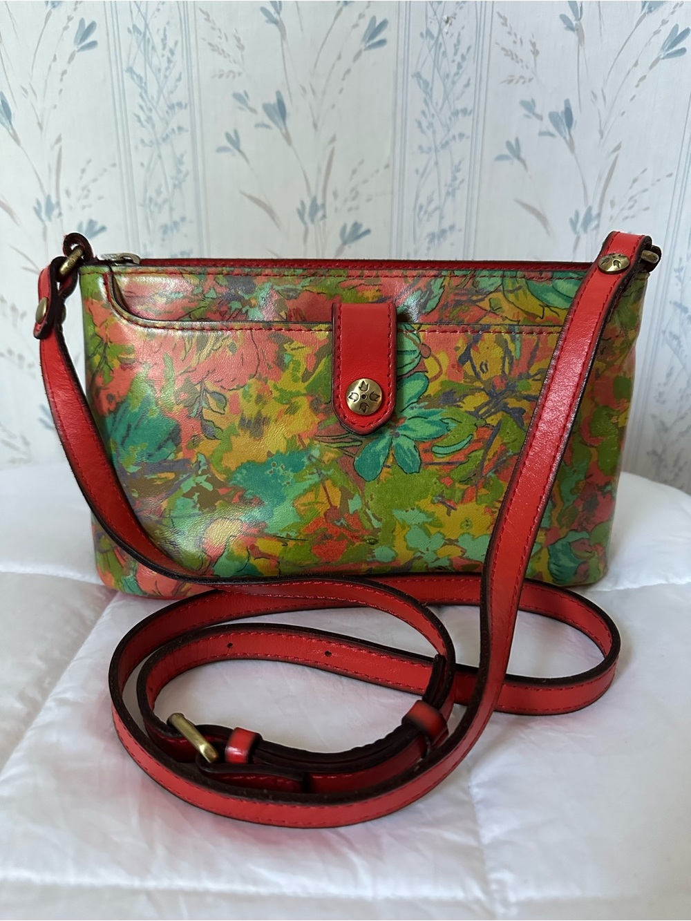 Patricia Nash Multicolor Floral Crossbody with Red Trim